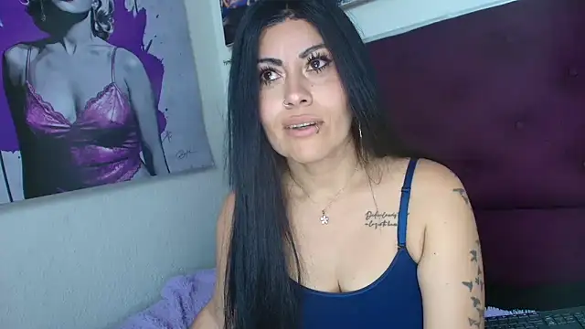 Tania_mature 现场XXX聊天