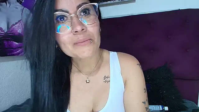 Tania_mature: онлайн-секс-чат