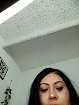 Tania_mature XXX чат на живо