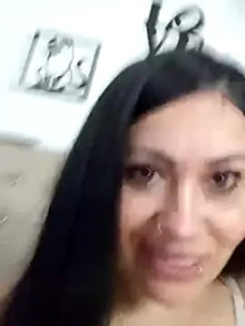 Tania_mature: απευθείας συνομιλία ΧΧΧ