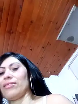 دردشة Tania_mature الجنسية المباشرة