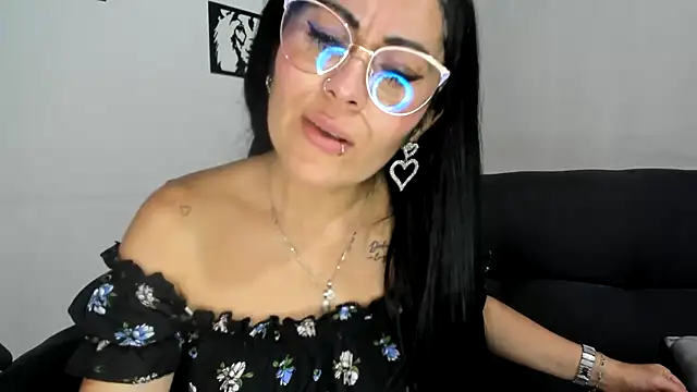 Онлайн чат XXX Tania_mature