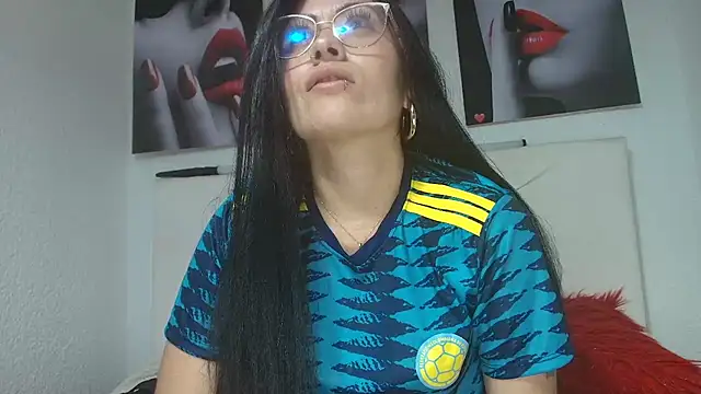 Chat +18 de Tania_mature ao vivo