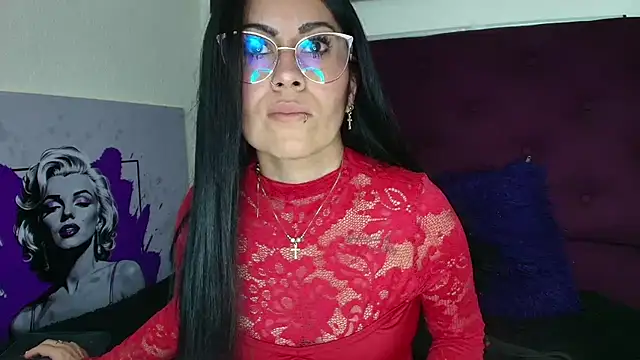 Tania_mature Chat XXX in diretta