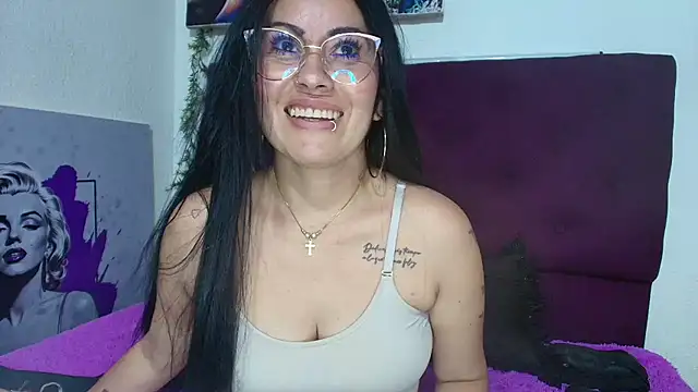 Chatroom XXX en direct de Tania_mature