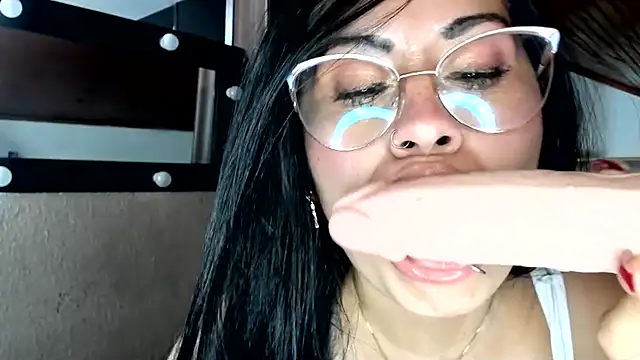 Tania_mature – Live XXX-chat