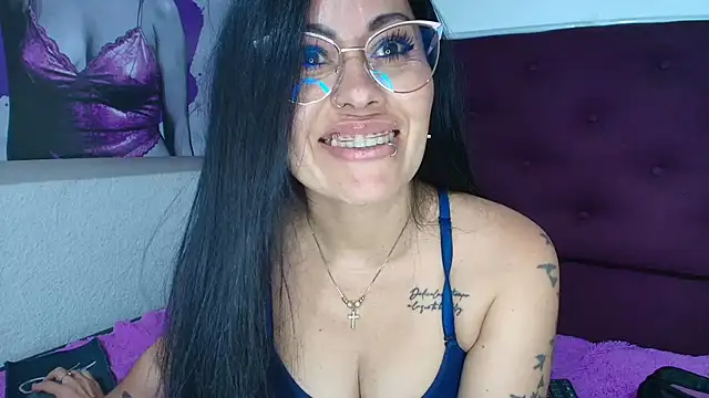 دردشة Tania_mature الجنسية المباشرة
