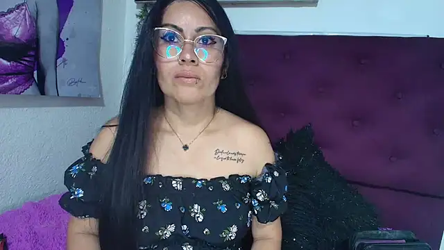 Tania_mature Live XXX-Chat