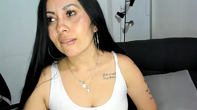 Tania_mature – Live XXX-chat
