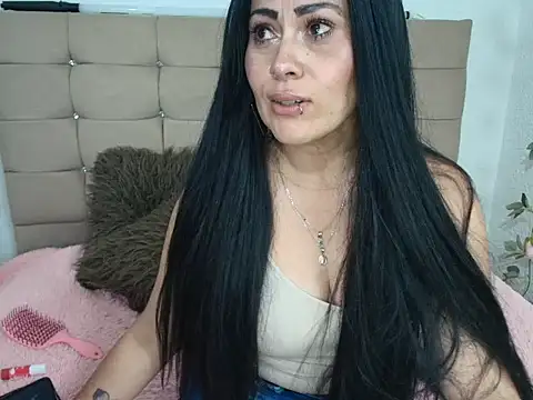 XXX chat uživo modela Tania_mature
