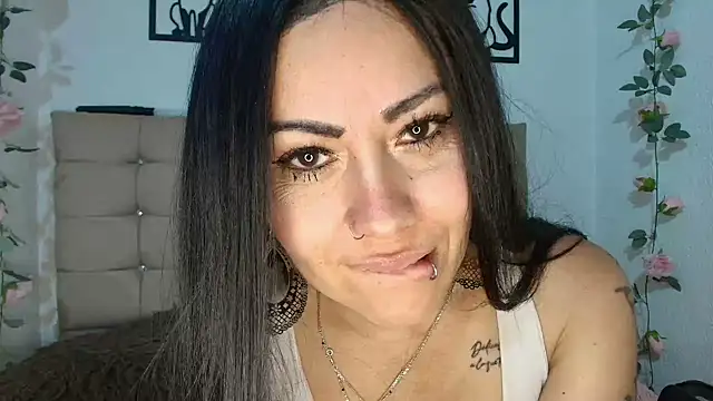 Онлайн чат XXX Tania_mature
