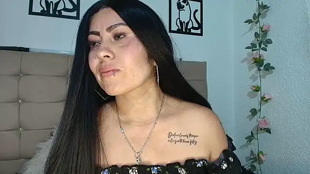 Tania_mature 现场XXX聊天