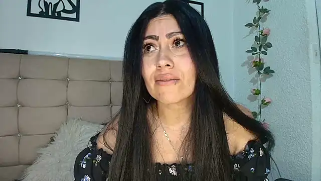 Tania_mature Obrolan Langsung XXX