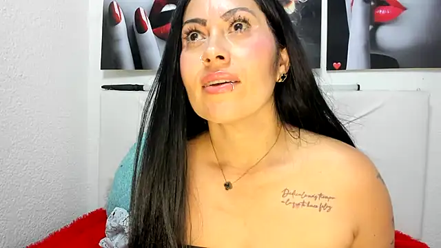 Tania_mature Chat XXX in diretta