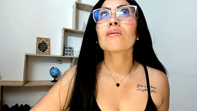 Tania_mature Chat XXX in diretta