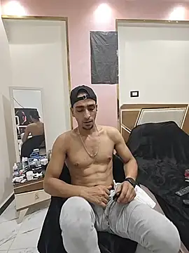عرض كام highguy