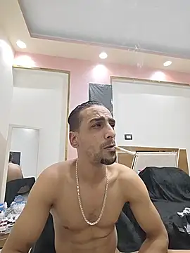 عرض  كام highguy