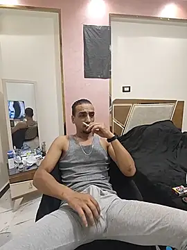 عرض كام highguy