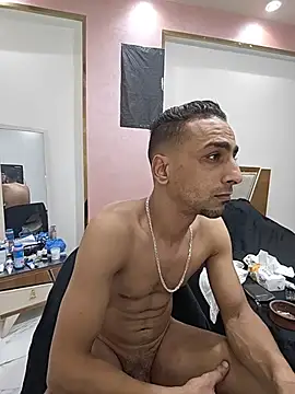 highguy Show in webcam