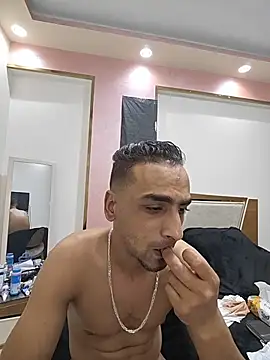 عرض كام highguy