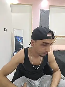 highguy webkamerás műsora