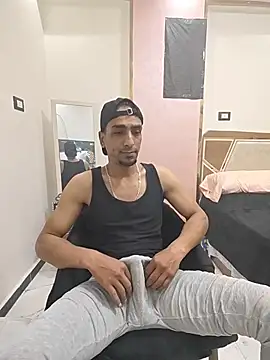 عرض كام highguy