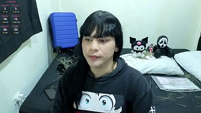 MiaTenebra Show in webcam
