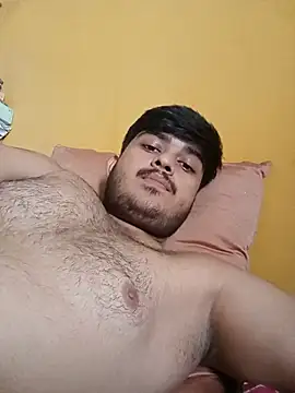 Your_Secret_Guyn Webbikameraesitys
