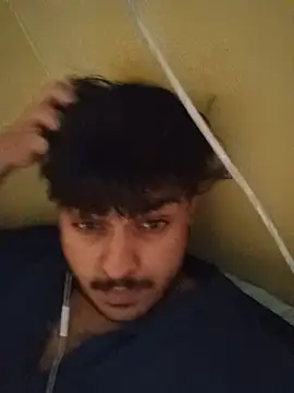 Your_Secret_Guy Show Webcam