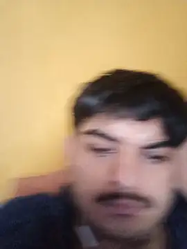 Your_Secret_Guyn Webbikameraesitys