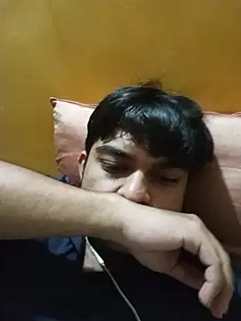 Your_Secret_Guy Show Webcam