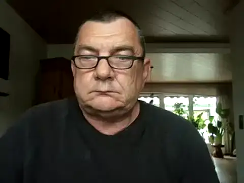 Nobbie444 Show in webcam