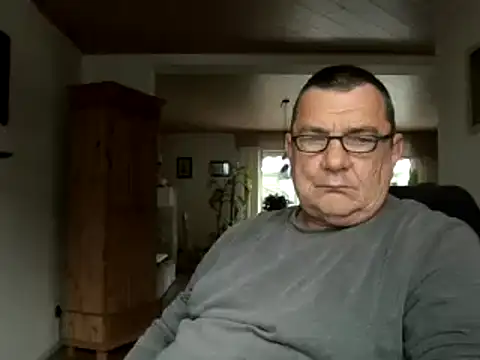 Nobbie444's Webcam Show