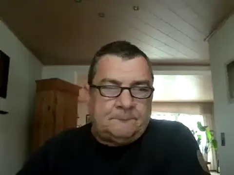 Nobbie444 网络视讯表演
