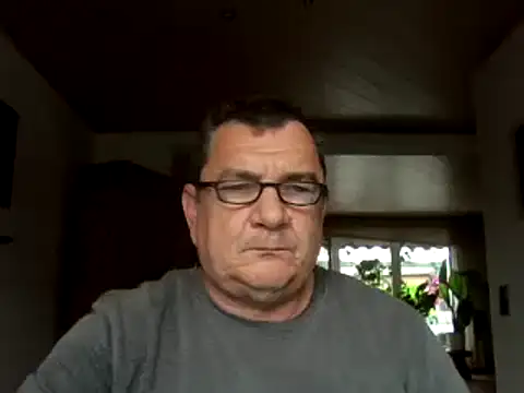 Nobbie444 Show in webcam