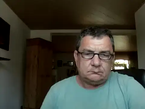 Nobbie444's Webcam Show