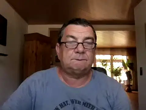 Pokazy przed kamerką – Nobbie444