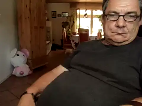 Nobbie444 Show in webcam