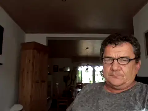 Nobbie444 Show Webcam