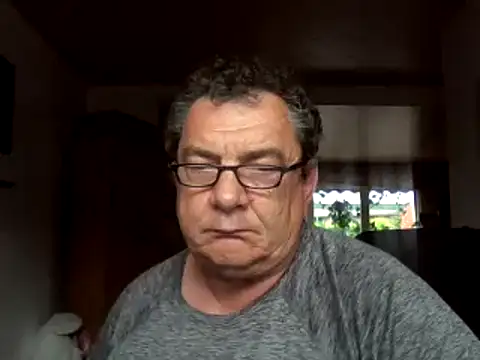 Nobbie444 网络视讯表演