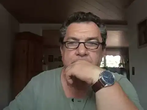 Nobbie444 网络视讯表演
