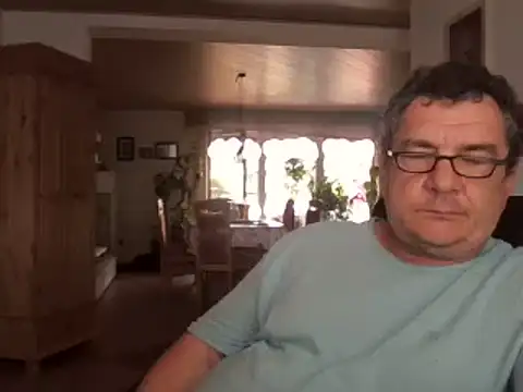 Nobbie444n Webbikameraesitys