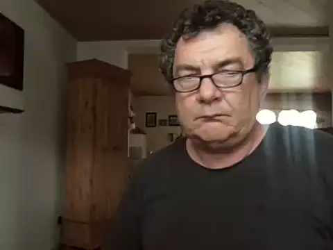 Nobbie444 Show in webcam