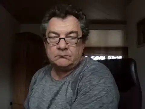 Nobbie444 Show in webcam