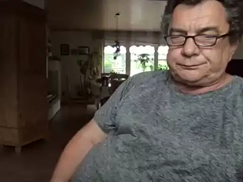 Nobbie444's Webcam Show