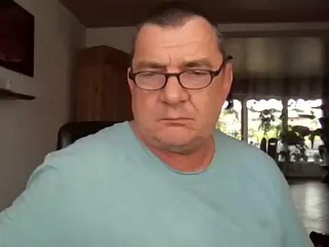 Nobbie444 Show in webcam
