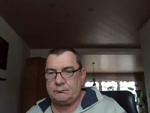 Nobbie444's Webcam Show
