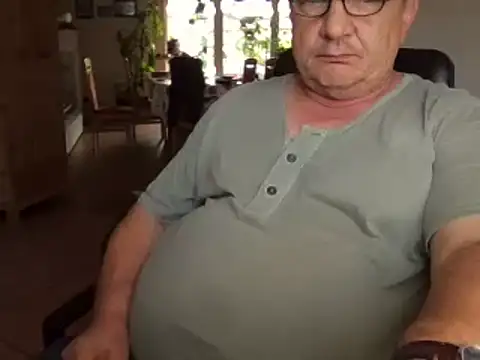 Nobbie444 Show Webcam