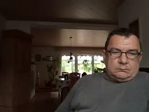 Nobbie444 Show in webcam