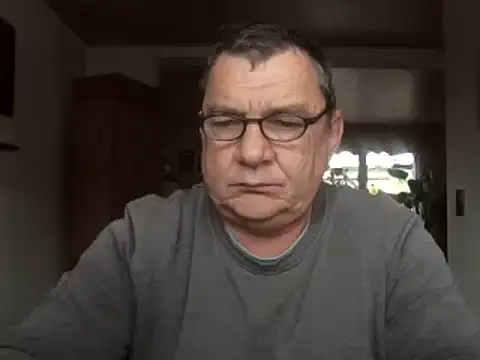 Pokazy przed kamerką – Nobbie444